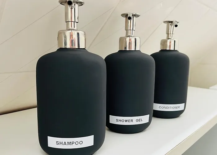 Charmantes Dachstudio شقة *